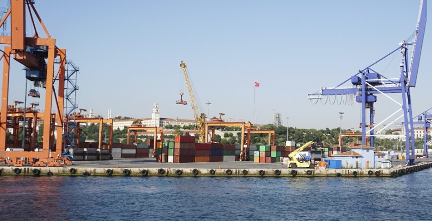 SUSPENSÃO DO DESEMBARAÇO DE MERCADORIAS NO PORTO DE SANTOS